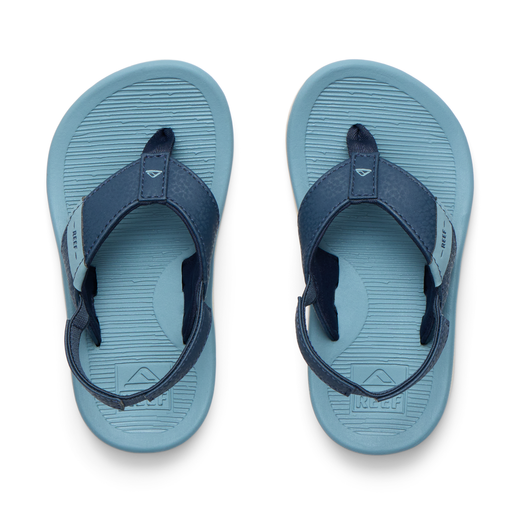 Top view of Little Santa Ana boys' sandals in blue with anatomical arch support and soft cushioning for comfort.
